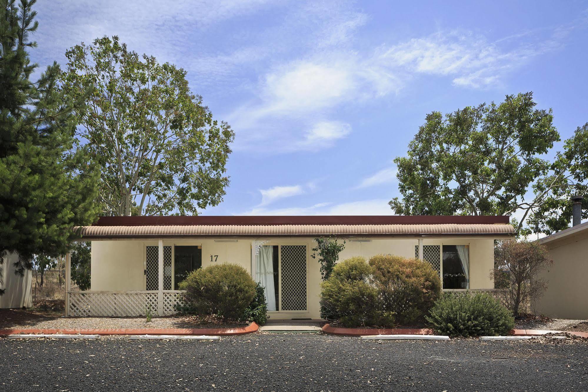 Big4 Mudgee Holiday Park Buitenkant foto