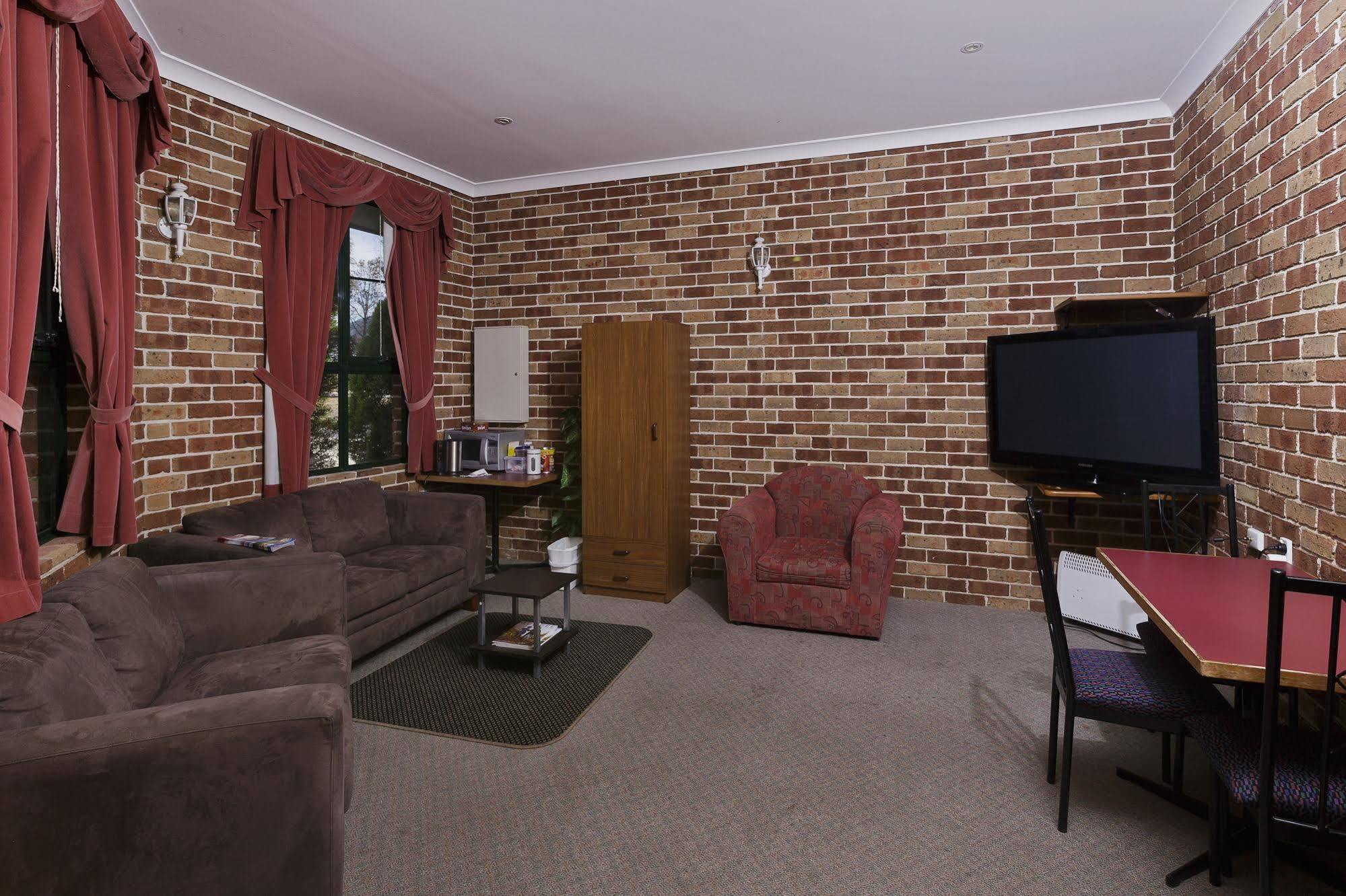 Big4 Mudgee Holiday Park Buitenkant foto