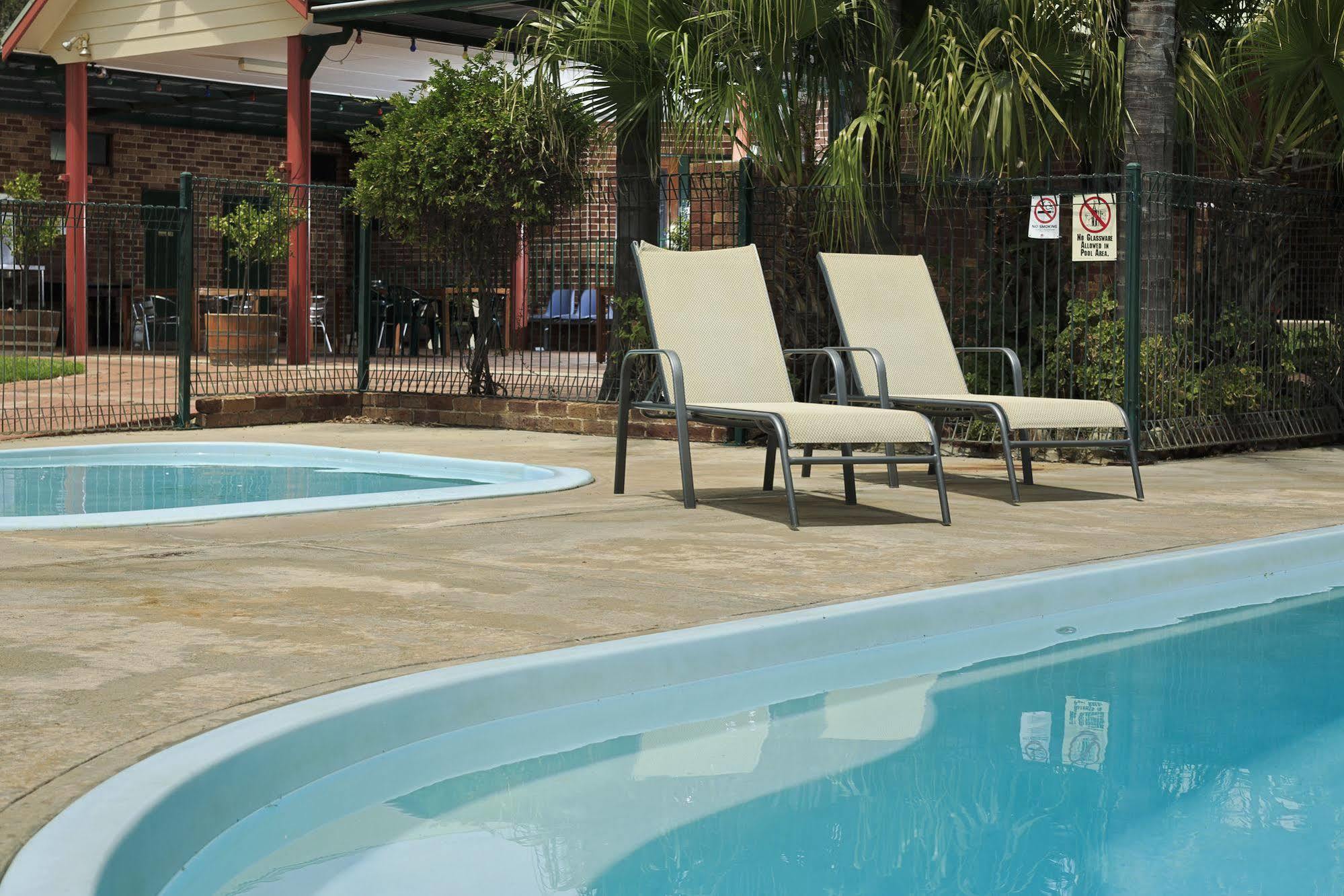 Big4 Mudgee Holiday Park Buitenkant foto